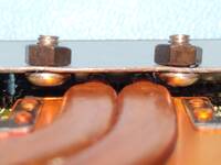 Screw head clearance at end of heat pipes