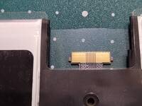 Battery flat flex connector